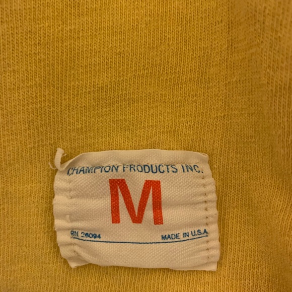 Rare Vintage 70’s Champion Central Michigan CMU Football Tee-Shirt Size M Yellow - Picture 6 of 8